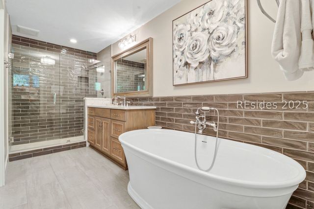 94 Otter Rd, Hilton Head Island, SC 29928