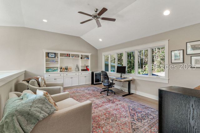 94 Otter Rd, Hilton Head Island, SC 29928