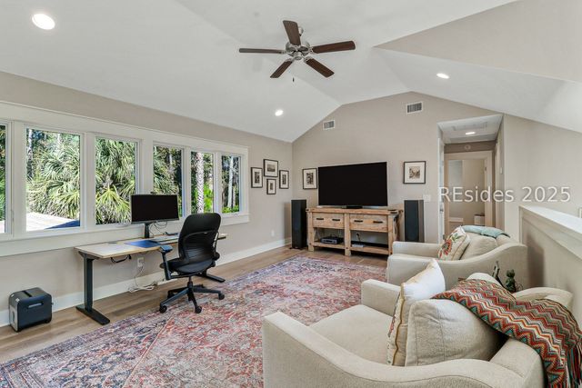 94 Otter Rd, Hilton Head Island, SC 29928