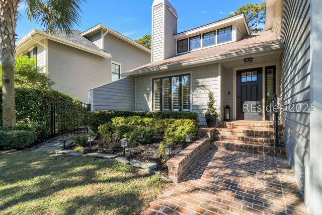 94 Otter Rd, Hilton Head Island, SC 29928