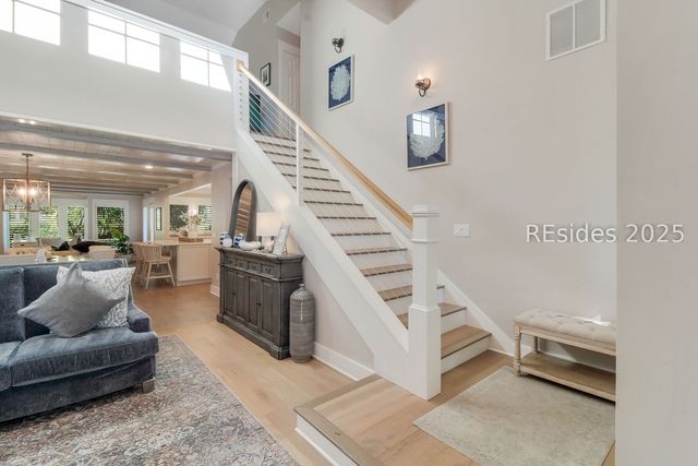 94 Otter Rd, Hilton Head Island, SC 29928