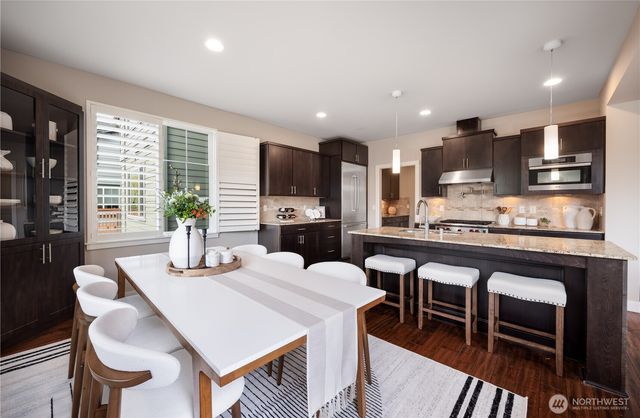 801 3rd Place NE, Issaquah, WA 98029