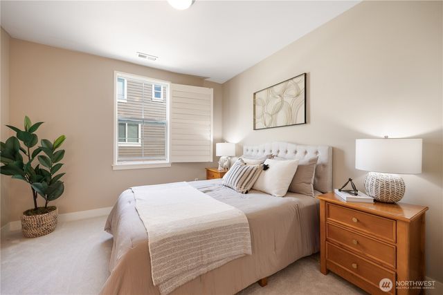 801 3rd Place NE, Issaquah, WA 98029
