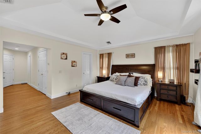 74 Dogwood Lane, Pleasantville, NY 10570