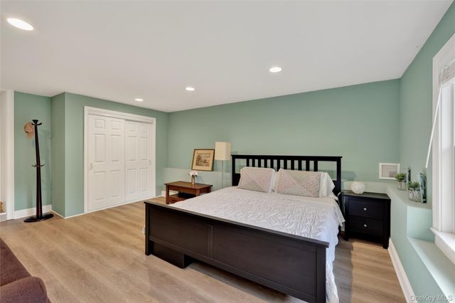 74 Dogwood Lane, Pleasantville, NY 10570