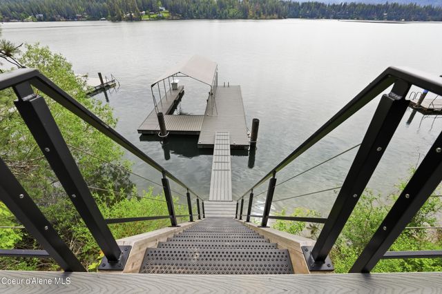 6029 E Deep Shadow LN, Hayden, ID 83835