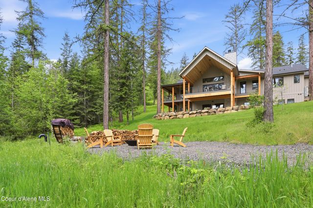 6029 E Deep Shadow LN, Hayden, ID 83835