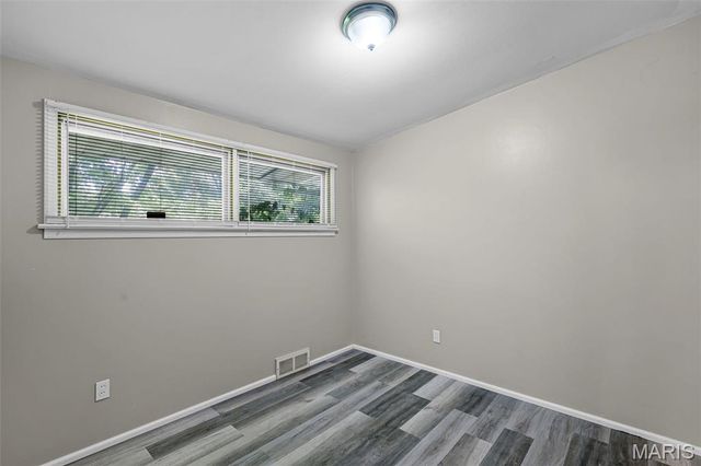 9614 Winkler Drive, Saint Louis, MO 63136