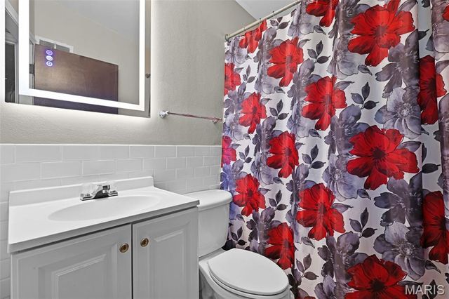 9614 Winkler Drive, Saint Louis, MO 63136