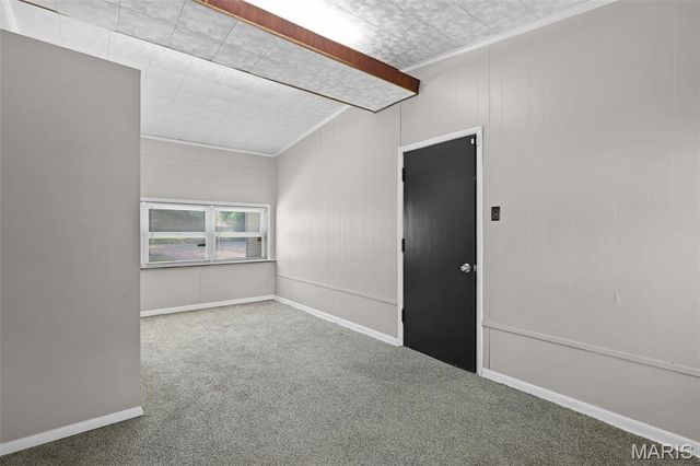 9614 Winkler Drive, Saint Louis, MO 63136