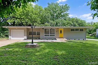 9614 Winkler Drive, Saint Louis, MO 63136