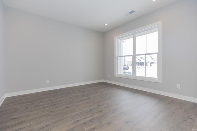 4904 Alaina Drive, Newburgh, IN 47630