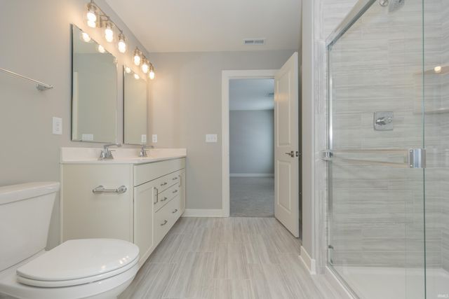 4904 Alaina Drive, Newburgh, IN 47630