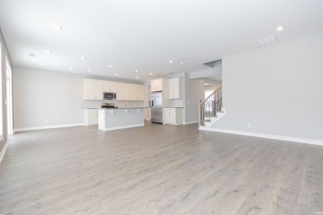 4904 Alaina Drive, Newburgh, IN 47630