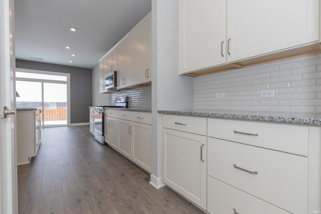 4904 Alaina Drive, Newburgh, IN 47630