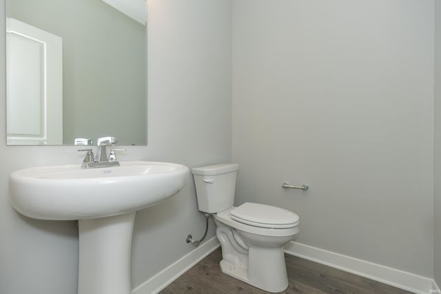 4904 Alaina Drive, Newburgh, IN 47630