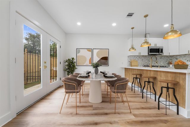 7117 Springdale Street B, Houston, TX 77028