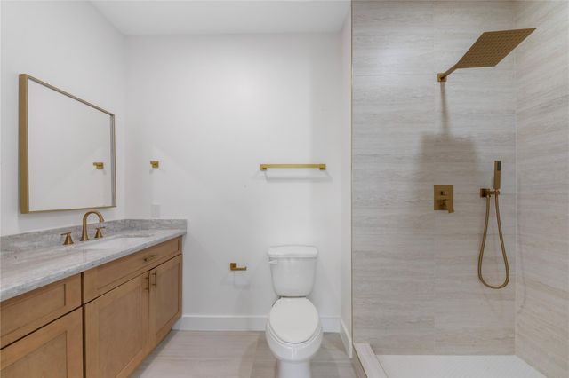 7117 Springdale Street B, Houston, TX 77028