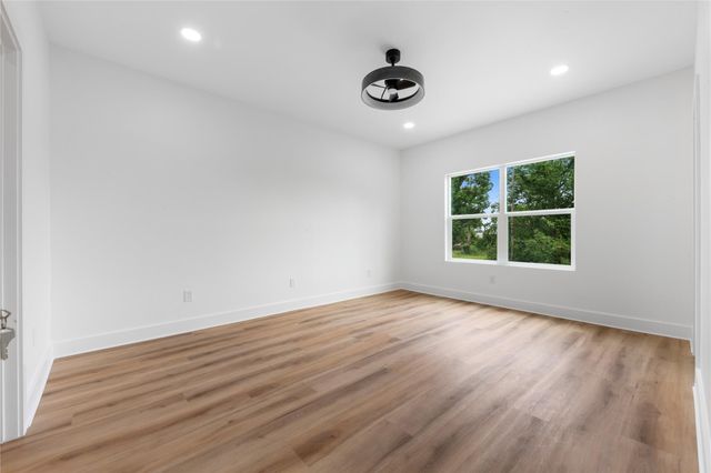 7117 Springdale Street B, Houston, TX 77028