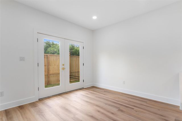 7117 Springdale Street B, Houston, TX 77028