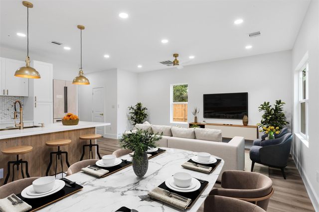 7117 Springdale Street B, Houston, TX 77028