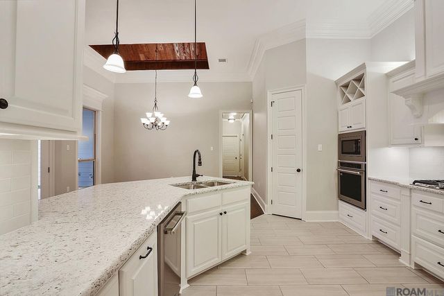 41050 Galvez Trails Blvd, Prairieville, LA 70769