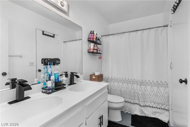 5077 Village Drive, Las Vegas, NV 89142