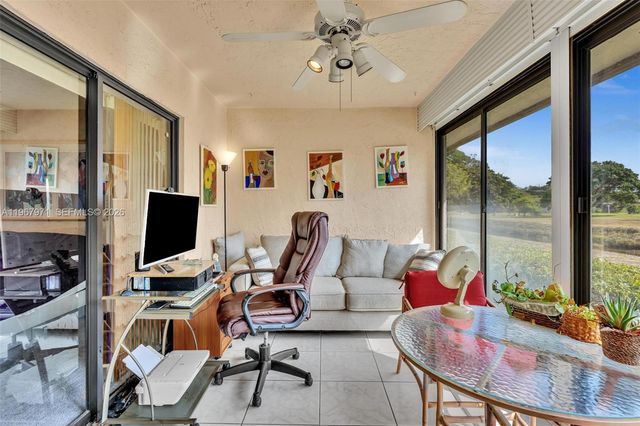 6116 Kings Gate Cir, Delray Beach, FL 33484