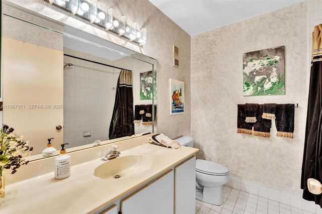 6116 Kings Gate Cir, Delray Beach, FL 33484