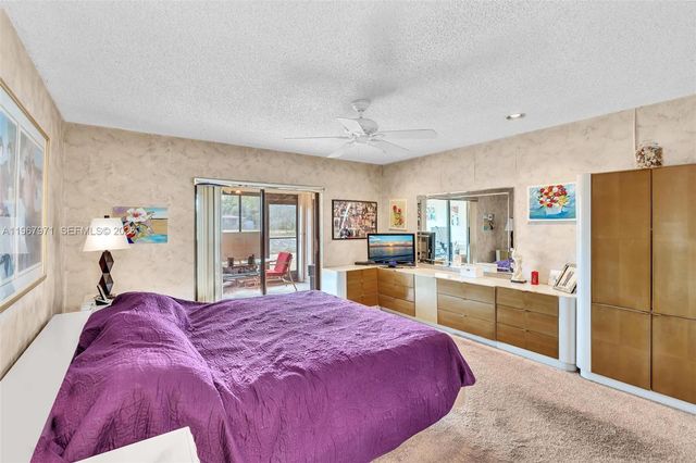 6116 Kings Gate Cir, Delray Beach, FL 33484