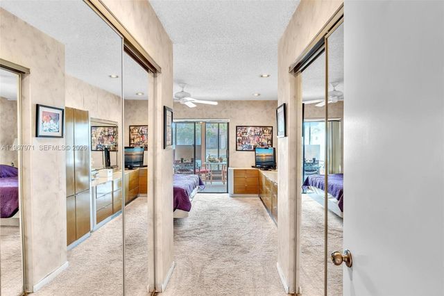 6116 Kings Gate Cir, Delray Beach, FL 33484