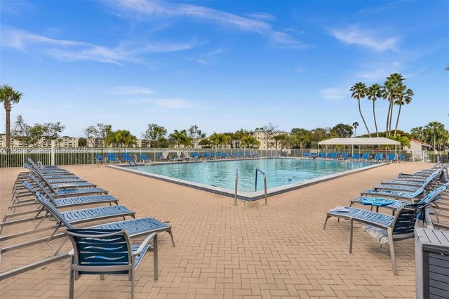 6116 Kings Gate Cir, Delray Beach, FL 33484