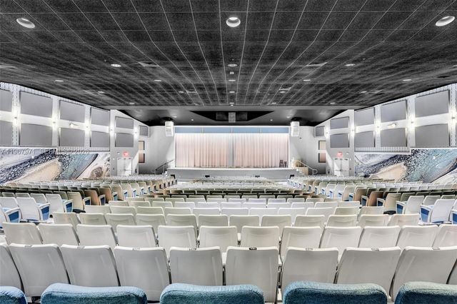 6116 Kings Gate Cir, Delray Beach, FL 33484