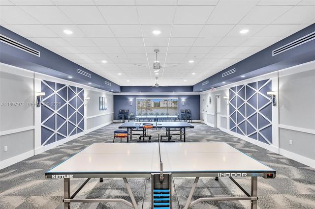 6116 Kings Gate Cir, Delray Beach, FL 33484