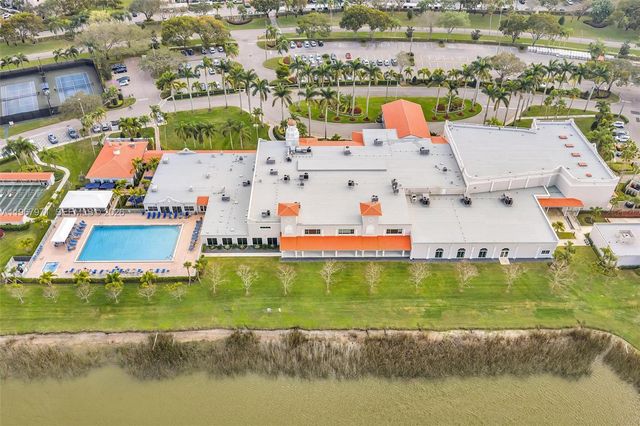 6116 Kings Gate Cir, Delray Beach, FL 33484