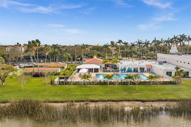 6116 Kings Gate Cir, Delray Beach, FL 33484