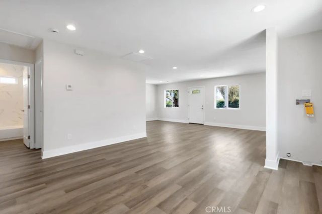 1234 W 89th Street, Los Angeles, CA 90044