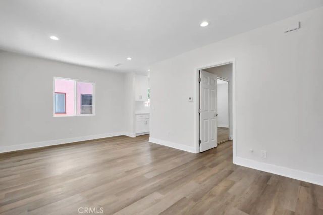 1234 W 89th Street, Los Angeles, CA 90044