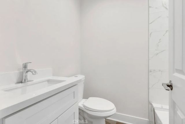 1234 W 89th Street, Los Angeles, CA 90044