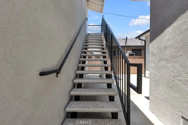 1234 W 89th Street, Los Angeles, CA 90044