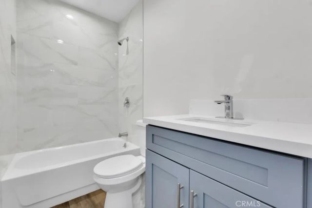 1234 W 89th Street, Los Angeles, CA 90044