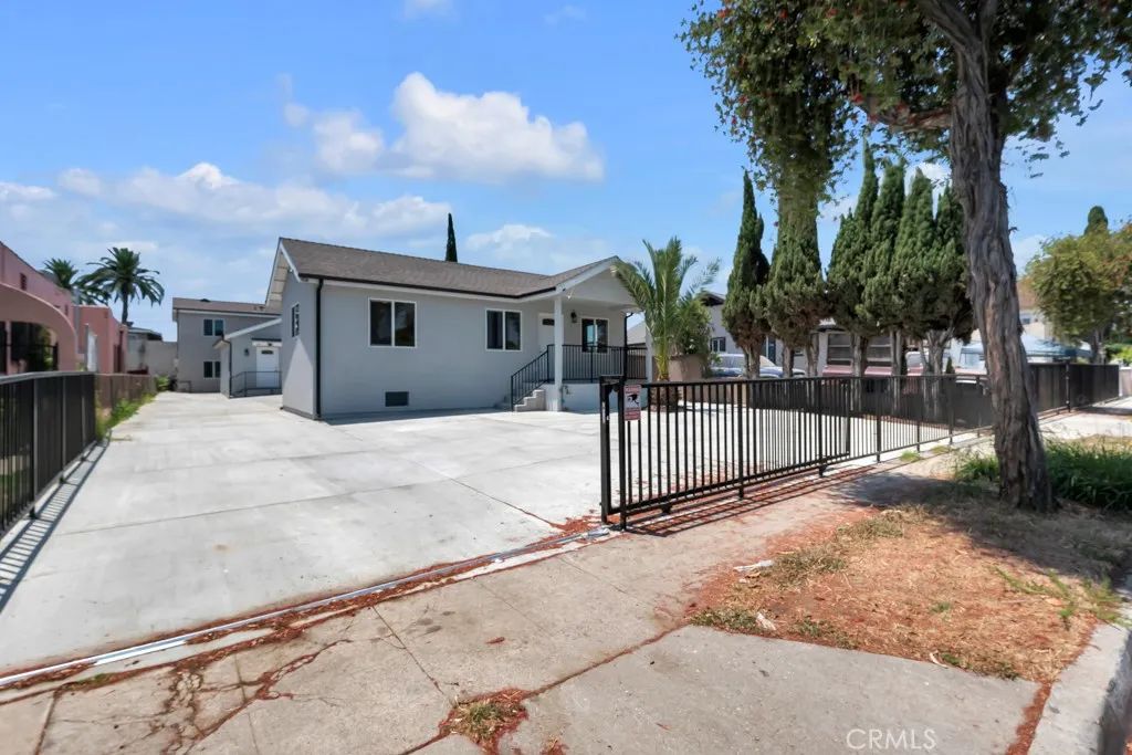 1234 W 89th Street, Los Angeles, CA 90044