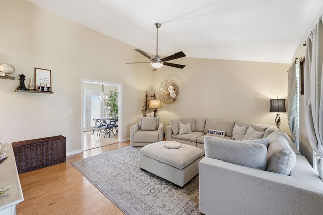 1054 Quarter Mile Way, Frankfort, KY 40601
