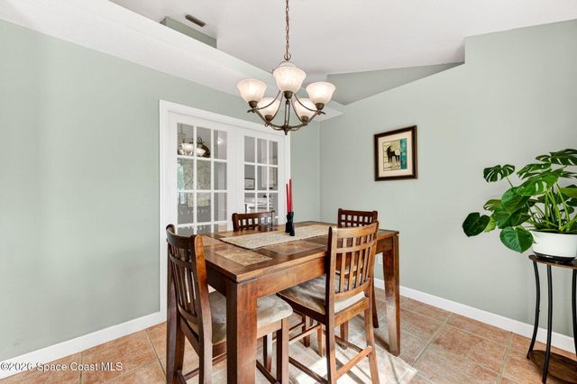 1386 York Circle, Melbourne, FL 32904