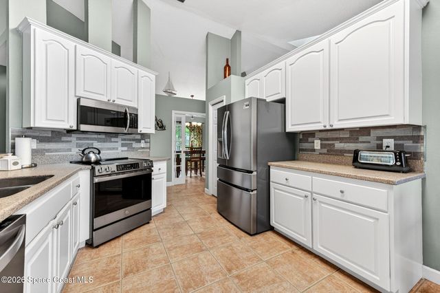 1386 York Circle, Melbourne, FL 32904