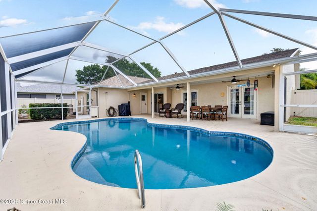 1386 York Circle, Melbourne, FL 32904