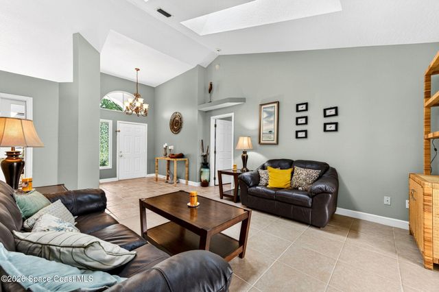 1386 York Circle, Melbourne, FL 32904