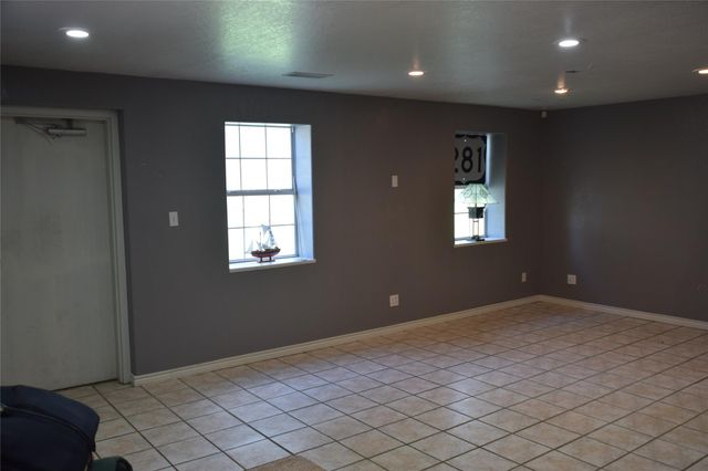 2116 County Road 403, Marble Falls, TX 78654