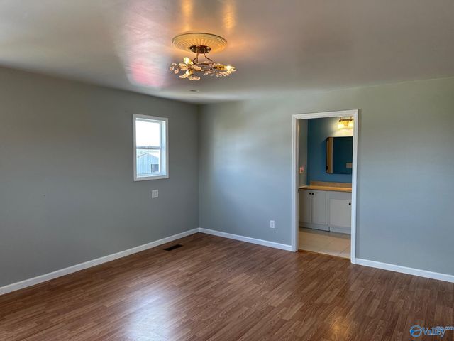 2090 County Road 1212, Vinemont, AL 35179