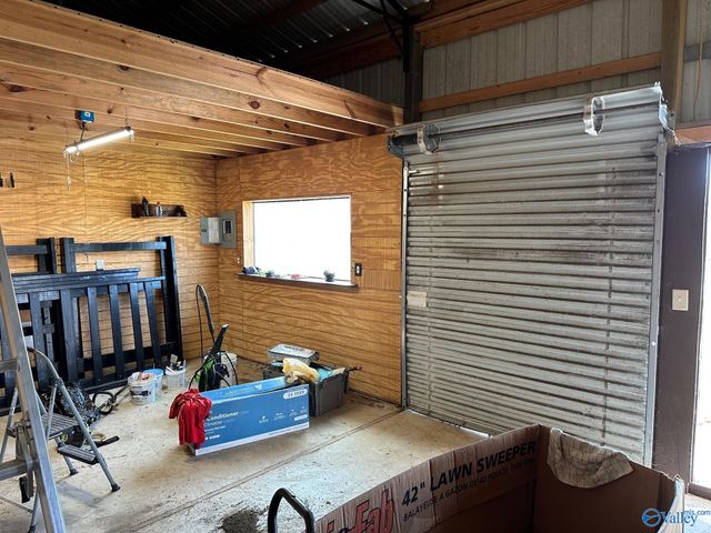 2090 County Road 1212, Vinemont, AL 35179